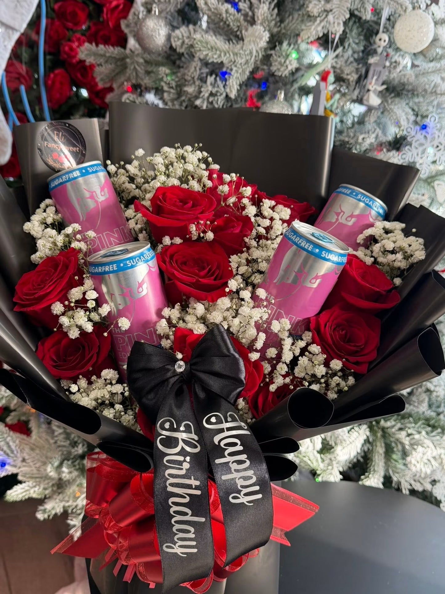 Ramo de 12 rosas , nubes (babybreath) 4 Red Bullpink , frase personalizada, papel negro